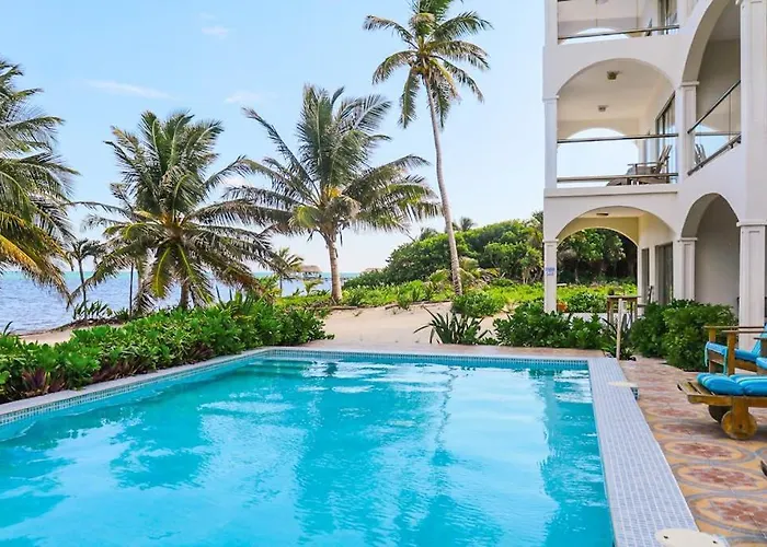 Сasa de vacaciones New Oceanfront W Shared Pool Dock Two Kayaks Partial Ac Wifi *
