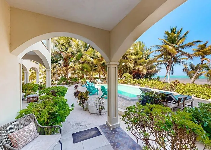New Oceanfront W Shared Pool Dock Two Kayaks Partial Ac Wifi Сasa de vacaciones *