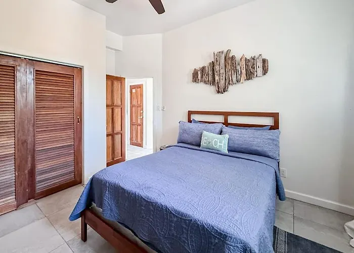 New Oceanfront W Shared Pool Dock Two Kayaks Partial Ac Wifi