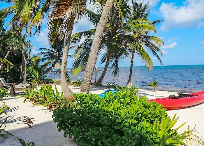 Сasa de vacaciones New Oceanfront W Shared Pool Dock Two Kayaks Partial Ac Wifi